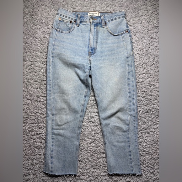 Abercrombie and Fitch Jeans Womens 2 Skinny Capri High Rise Raw Hem Frayed Light - Picture 1 of 4